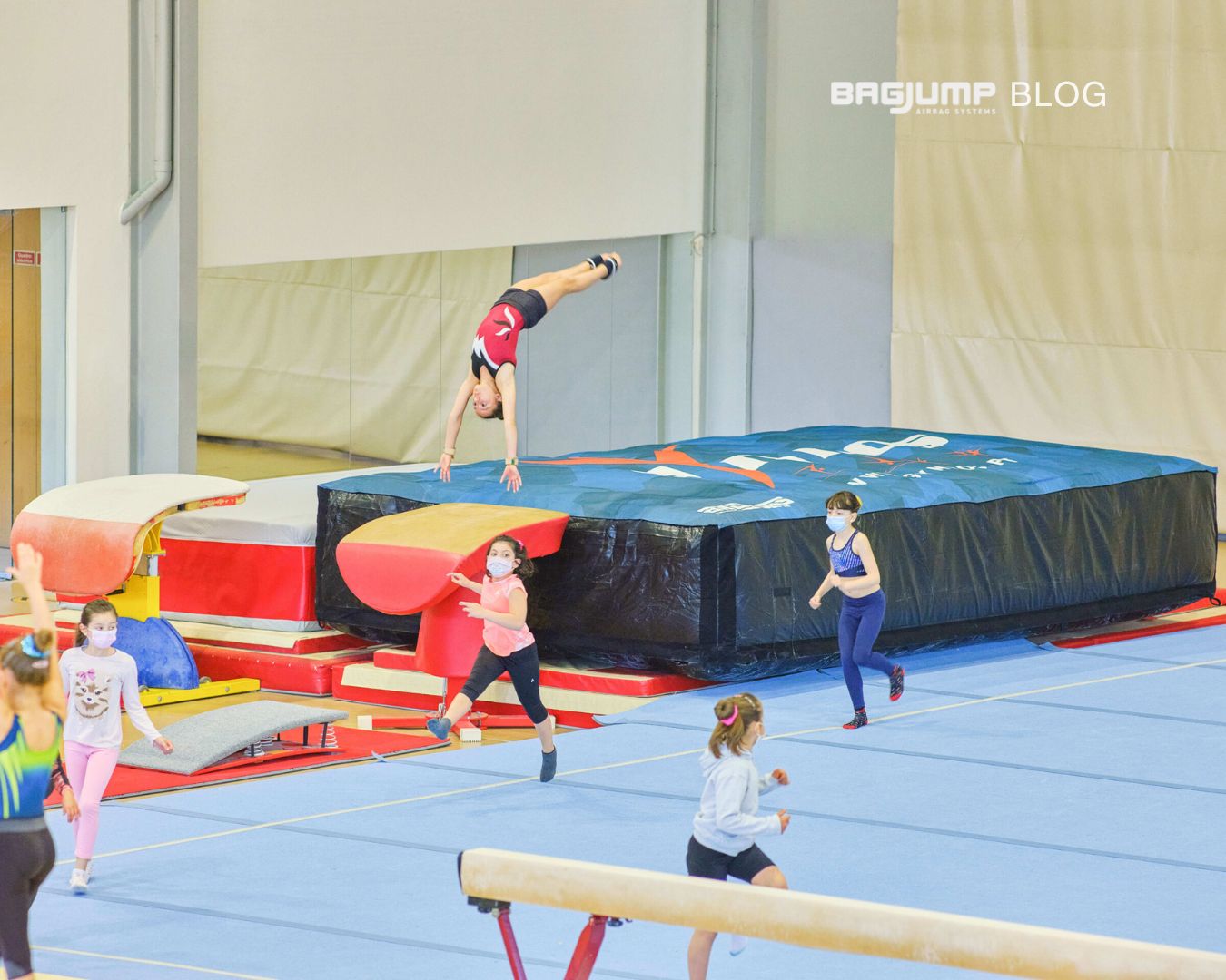 Bagjump AirPit Gymnastics Airbag 
Portable Performance for Every Discipline 