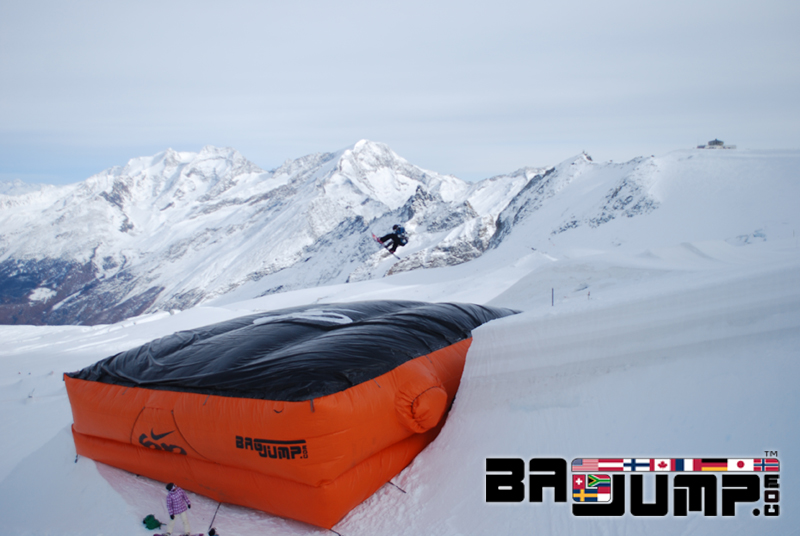 we collaborated with them back in 2009 during the Nike 6.0 National Team Training. It was a great opportunity for athletes to test some of our earlier Bagjump airbags.