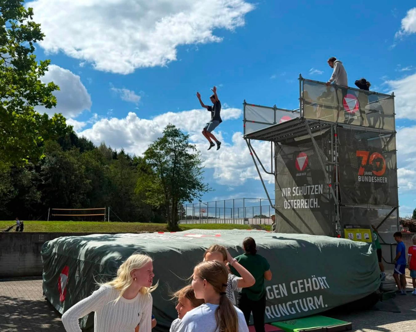 September 12 will be one of the busiest single days in our autumn calendar. Four different Bagjump setups will be running at the same time across Austria and Germany.